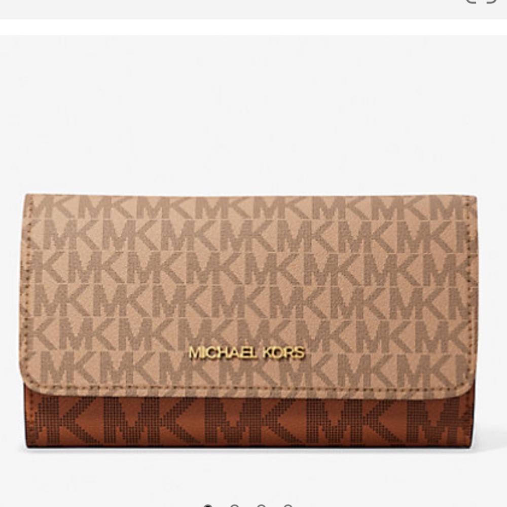 Michael Kors Jet Set Large Signature Logo Tri-Fold Wallet
Camel Multi 
NWT